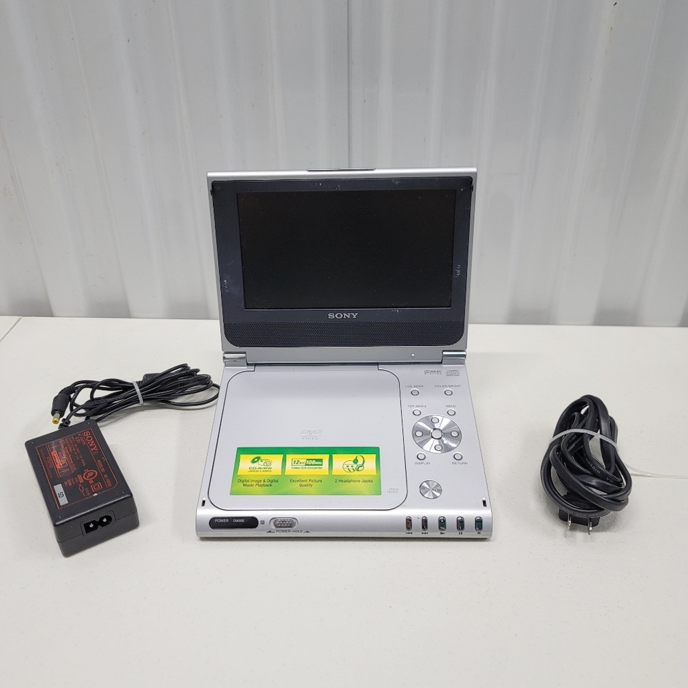 Sony DVP-FX705 Portable CD/DVD Player 7” LCD With Power Cord *Read Description!*